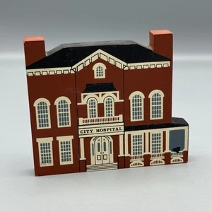 1988 The Cat's Meow Series VI City Hospital Faline 93 Shelf Sitter Figure Wood - Picture 1 of 8