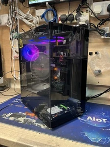 custom built gaming pc. Intel i7-8700k @ 3.7ghz, 32gb ram, 1TB M.2 2TB HDD WIN11 - Afbeelding 1 van 12