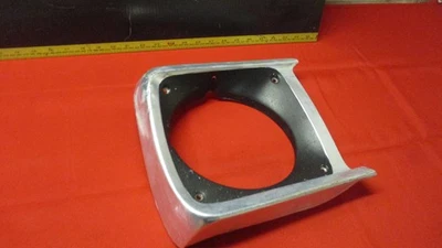 FARO FORD TRUCK 1970-1972 BISEL LADO DERECHO F100 F250 F350 RANGER XLT Foto 1 de 4