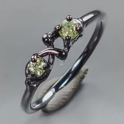 Handmade Natural Peridot Ring 925 Sterling Silver Size 5.75 /R437743 - Image 1 of 4