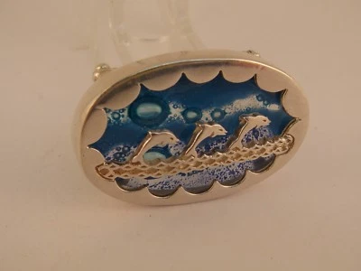 BROCHE DE BROCHE DE GOLFINHO DE VIDRO ARTE PRATA ESTERLINA ARTESANAL AZUL CF WI - Imagem 1 de 4