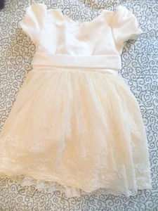 Joy Kid Fancy White Dress ~ Size 2 - Picture 1 of 2