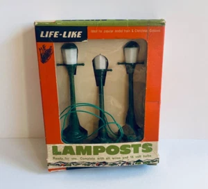 Poste de lámpara vintage Life Like para modelo HO tren Navidad pueblo de Navidad - Imagen 1 de 3