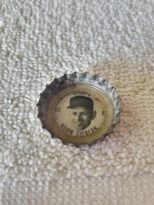 Vintage 1968 Coca-Cola Norm Siebern San Francisco Giants Bottle Cap - Picture 1 of 2