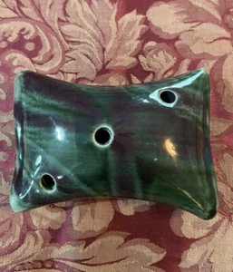 Kunstkeramik Kissen Vase Räucherblume Frosch glasiert blau burgund - Bild 1 von 5