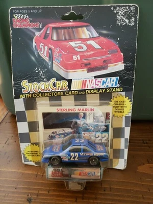 Carro de metal fundido Racing Champions escala 1/24 #22 Sterling Marlin Maxwell House NASCAR - Imagem 1 de 3