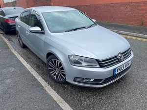 2013 Volkswagen Passat 2.0 TDI Bluemotion Tech Sport 4dr SALOON Diesel Manual - Picture 1 of 8