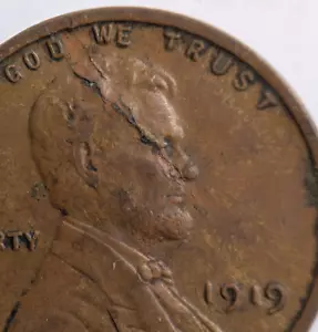 MINT ERROR Lamination on Obverse 1919 P Lincoln Wheat Cent 1C LAM XF Condition - Picture 1 of 4