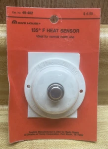 NEW SAFE HOUSE 135° F HEAT SENSOR 49-482 RADIO SHACK NOS MADE IN USA NORMAL ROOM - Picture 1 of 5