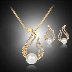 Petal Shaped Pearl Zirconia Necklace Earring Set-Gold PLD Pearl Pendant Earring - Picture 1 of 6