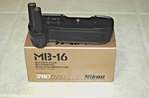 Batterie Nikon MB-16 - Photo 1 sur 2
