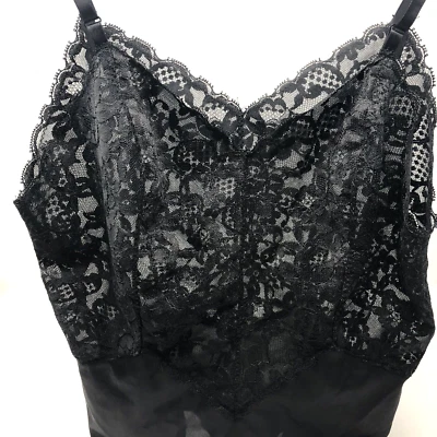 CAMISOLA DE COLECCIÓN VANITY FAIR TOP NYLON SEDOSO Y ENCAJE LENCERÍA talla 32 NEGRO SISSY Foto 1 de 4