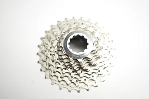 SHIMANO ULTEGRA 11-28 TOOTH 10 SPEED ROAD BICYCLE CASSETTE CS-6700 - Picture 1 of 4