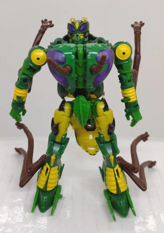 Transformers Kingdom War For Cybertron Trilogy WASPINATOR - FREE SHIPPING Cover