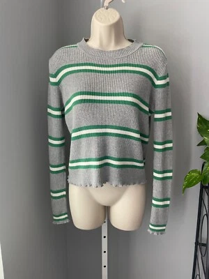 Bp. Suéter Pullover en Rayas Grises y Verdes y Blancas. Talla pequeña. Foto 1 de 4