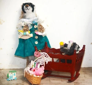 Ooak hand made faux fur w/glass eyes FERRET MOM WITH CHILD w/ a wood rocker crib - Picture 1 of 4