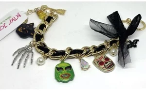 Betsey Johnson Glow in the Dark Charm Bracelet Alien Candy Cat Bat Zombie - Picture 1 of 2