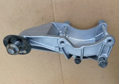 1987 - 1993 CHEVROLET S10 BLAZER JIMMY 2,8 AC воздуха компрессор кронштейн 14094130 - Изображение 1 из 4