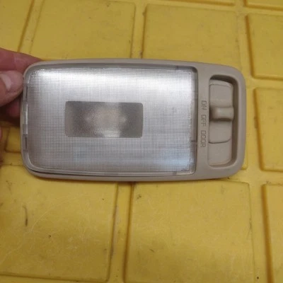 2000 Toyota Avalon Tan Overhead Rear Center Dome Roof Map Light OEM - Image 1 of 4