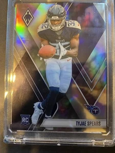2023 Panini Phoenix - Rookies #129 Tyjae Spears (RC) - Bild 1 von 2