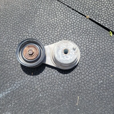 Tensor de correa Ford Mustang 4,0 L V6 - 2005 2006 2007 2008 2009 2010 Foto 1 de 4