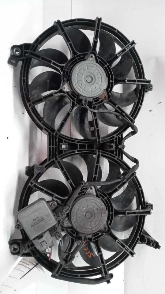 Radiator Fan Motor Fan Assembly Fits 14-19 INFINITI Q70 555013 - Image 1 of 4