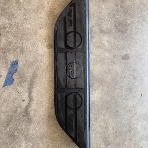 Rear Bumper Center Step Pad For C1500 K1500 Suburban Tahoe Yukon 1988-2000 - Picture 1 of 11