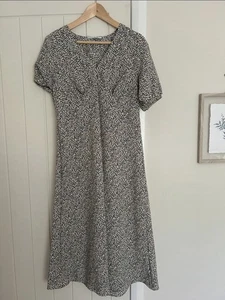 Ladies Tea Dress Size 12 - Picture 1 of 2
