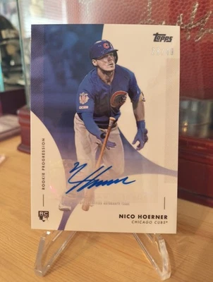 2020 Topps Rookie Progression Blue Nico Hoerner Autograph 28/49 - Image 1 of 2
