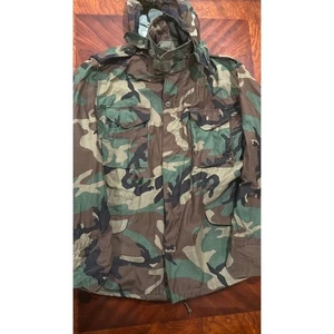 Vtg 1980's US Army uniform Camo pattern Field Cold Weather jacket Large Long - Picture 1 of 12