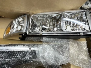 Headlights+Corner Lamps Fits 1991-1996 Chevy Caprice 1994-1996 Impala L+R Pair - Bild 1 von 10