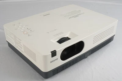 XGA Projector SANYO PLC-XE34 5126h 1024 x 768 1500 lumens - Image 1 of 4