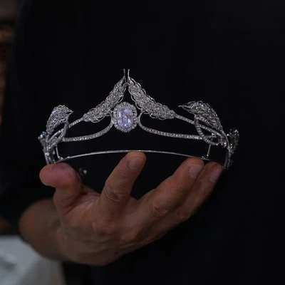 Princess Pearl Zircon Wedding Tiaras Crowns Pearls Bridal Hair Accessory - Image 1 of 4