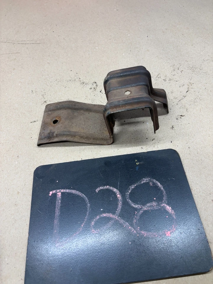 1964 1965 Buick Skylark Gs Cutlass GTO 442 OE montaje del radiador cubierta superior sujeción Foto 1 de 4