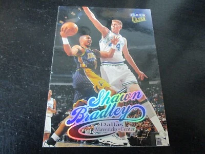 SHAWN BRADLEY    (dallas mavericks)    1998/99 fleer ultra card #58  mint - Image 1 of 2