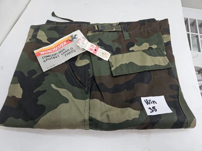 PANTALONES DE CAZA CARGO WINCHESTER WOODLAND CAMO VINTAGE NUEVOS AÑOS 70-80 Foto 1 de 4