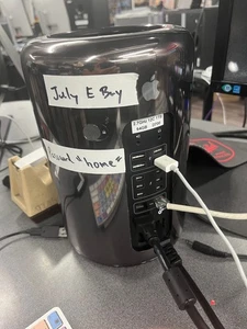 Mac Pro, 12 Core 6,1 Ivy Bridge 2.7 GHz D700, 64GB RAM, 1TB SSD Monterey - Picture 1 of 4