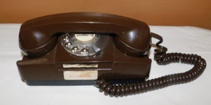 Vintage Brown GTE AE Starlite Rotary Dial Telephone - Picture 1 of 8