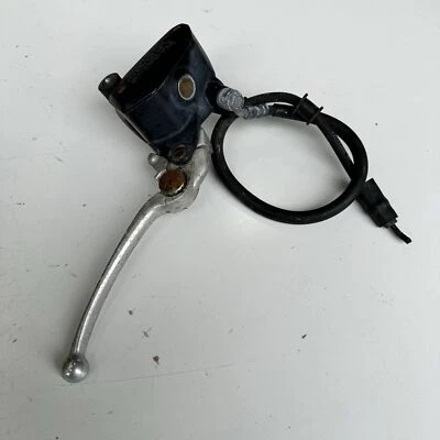 Cilindro maestro de freno delantero Kawasaki Versys LE650 650 2010 Foto 1 de 4