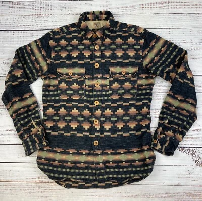 CAMISA CON BOTONES DE FRANELA ESTAMPADO TRIBAL AZTECA $228 PRPS PRODUCTS CO. E65S90A Talla Pequeña Foto 1 de 3