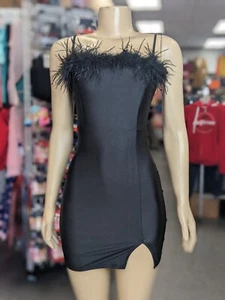 clothes for women - Picture 1 of 4