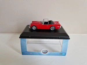 Oxford 1/43 Daimler SP250 - Royal Red - 1960 - DSP002 - Foto 1 di 8