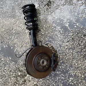 Mini R55 R56 Cooper S Clubman suspensión delantera derecha pierna resorte puntal amortiguador sistema operativo - Imagen 1 de 11