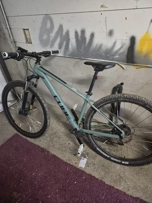 Cube Fahrrad 27.5 Zoll Mountainbike - Bild 1 von 4