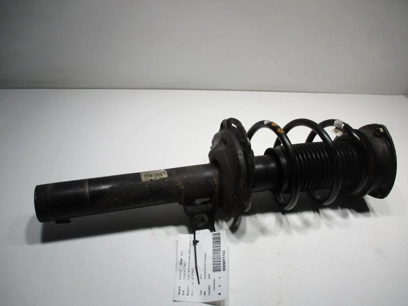 Apoio de suspensão dianteiro esquerdo LH SERVE 15-17 AUDI A3 QUATTRO 35727 - Imagem 1 de 4