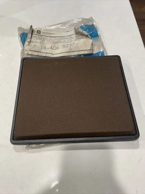 Новый GM 15597251 1985-89 Chevrolet Astro GMC Safari LH крышка решетки динамика - Изображение 1 из 4