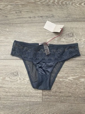 Braguita de bikini de encaje gris Stella Mccartney. Mathilda riéndose. Pequeño. Nuevo con etiquetas. Foto 1 de 4