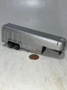 Loose Die-Cast ERTL Silver Horse Trailer - Picture 1 of 5