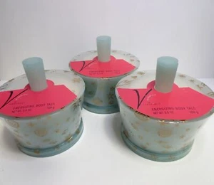 V BY VANDERBILT VIBRANT SCENT ENERGIZING BODY TALC FULL SIZE 3.5 OZ (LOT OF 3) - Picture 1 of 1