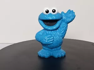 Sesamstraße Freunde Krümelmonster Figur Tortenaufleger Sesam 2013 Hasbro Baby - Bild 1 von 5